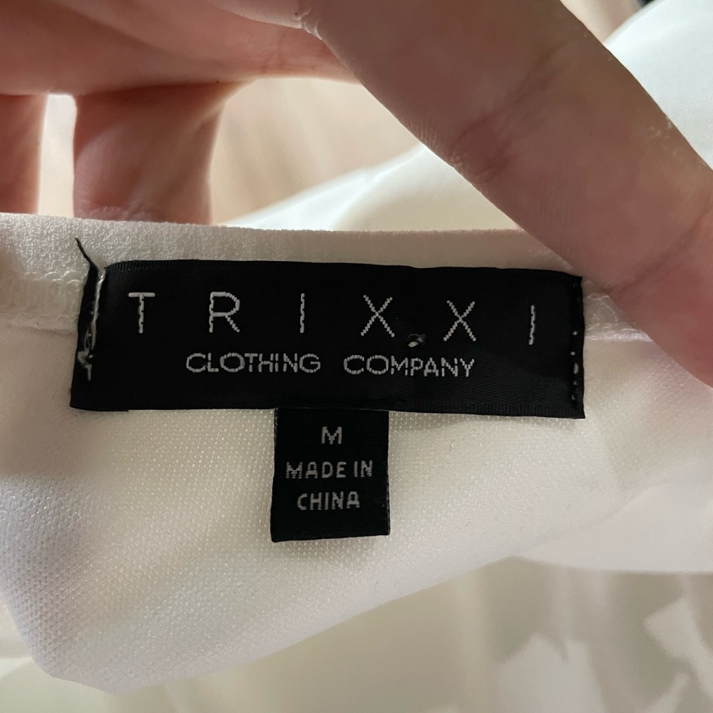 Trixxi White Wide-Leg Jumpsuit | Size M | Tags On